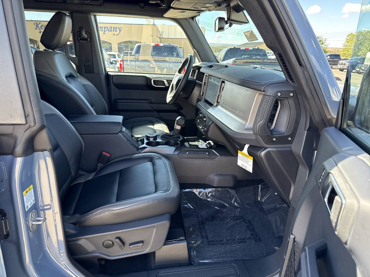 2025 Ford Bronco 4-Door Outer Banks - Photo 12