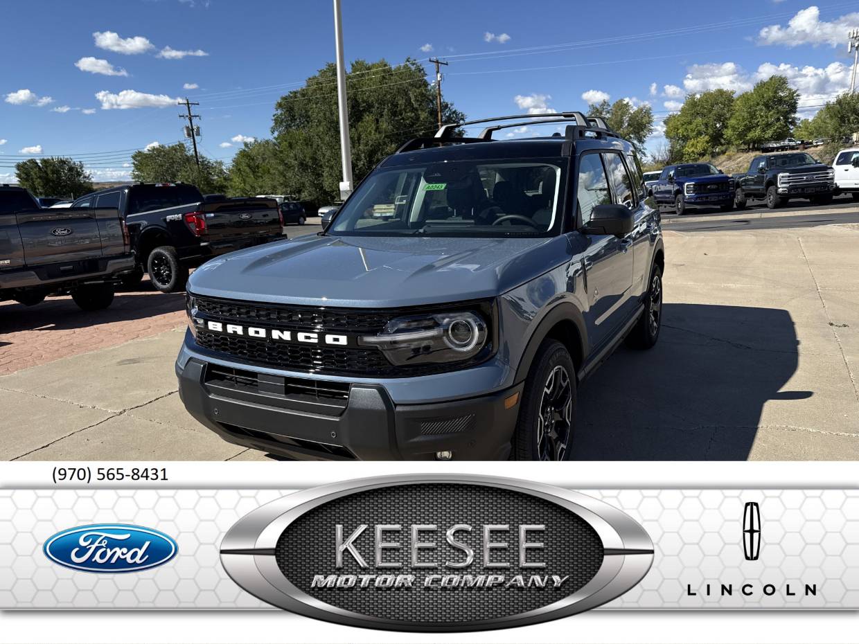 2025 Ford Bronco Sport Outer Banks's photo