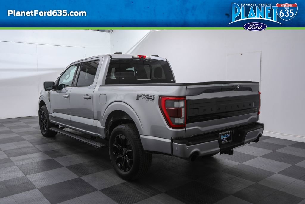 2023 Ford F-150 Platinum photo 4