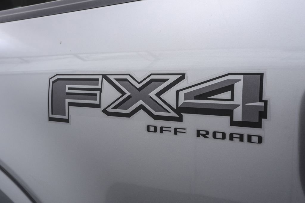 2023 Ford F-150 Platinum photo 7