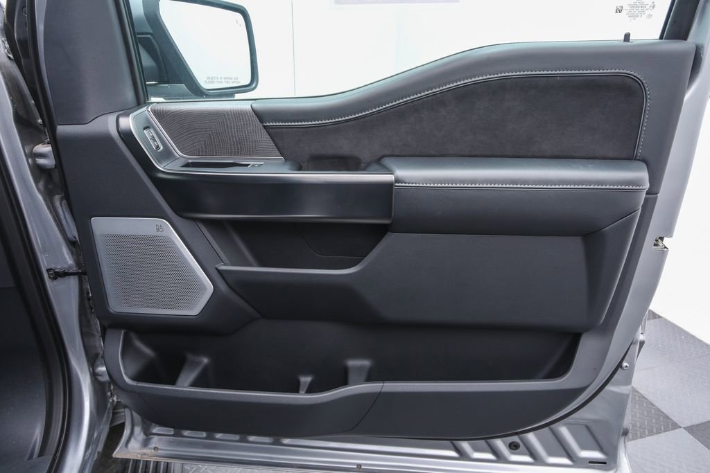 2023 Ford F-150 Platinum photo 23