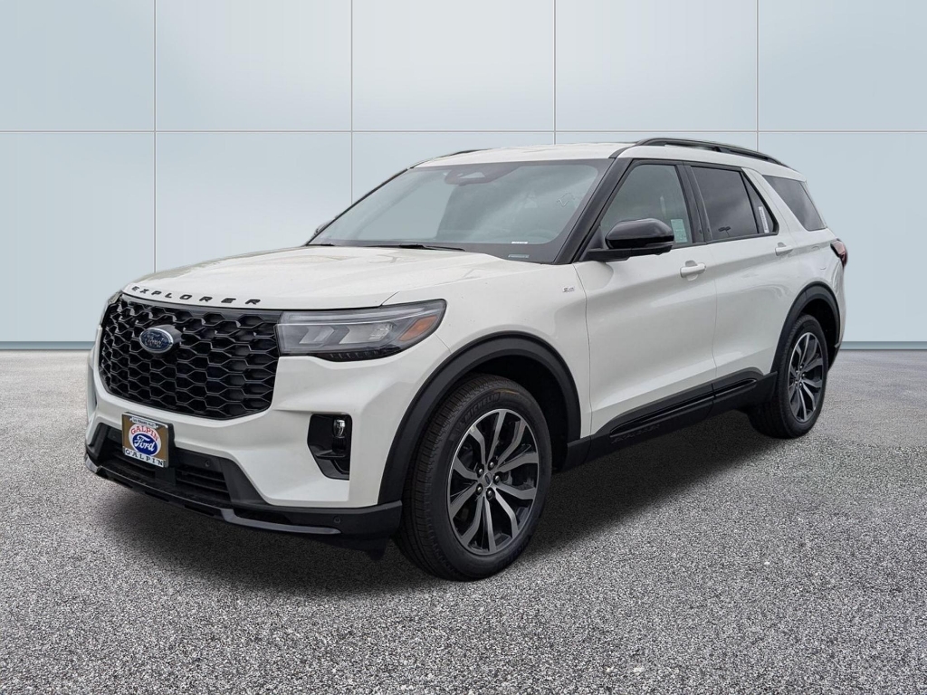 2025 Ford Explorer ST Line