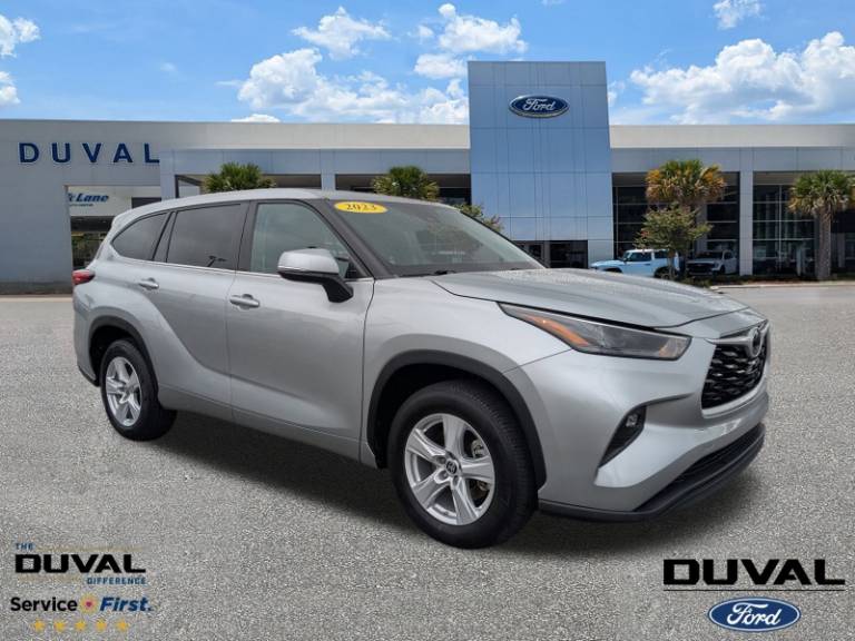 2023 Toyota Highlander LE