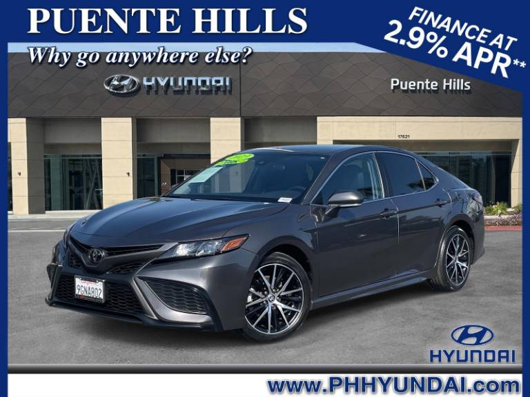 2023 Toyota Camry SE