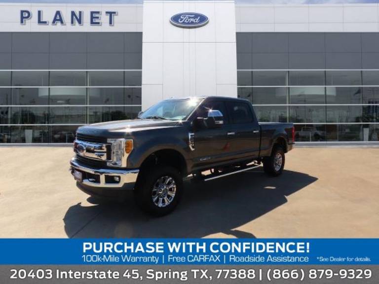 2017 Ford Super Duty F-250 SRW XLT 4WD Crew Cab 6.75' Box