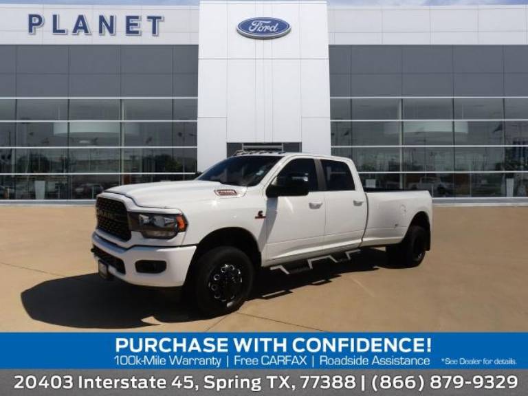 2024 RAM 3500 BIG Horn 4X4 Crew Cab 8' Box