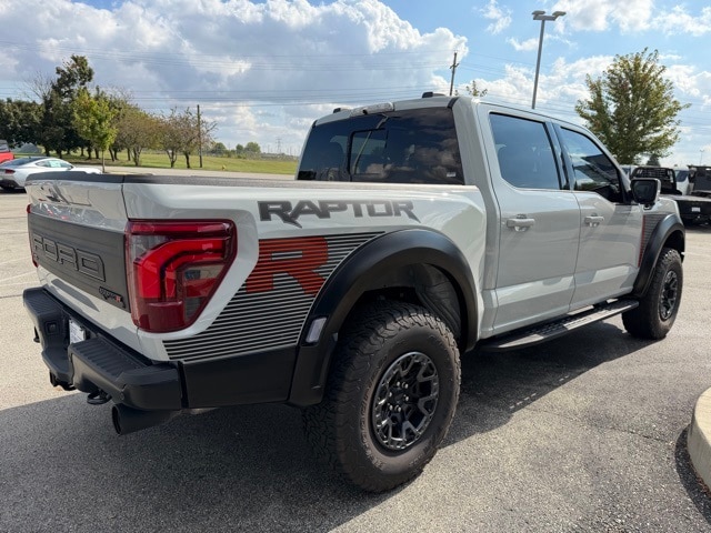 2024 Ford F-150 Raptor photo 7