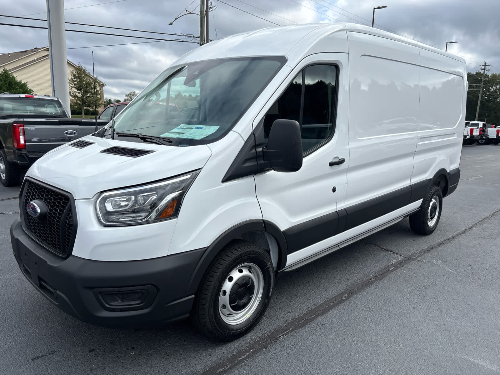 2025 Ford Transit Cargo Van photo 4