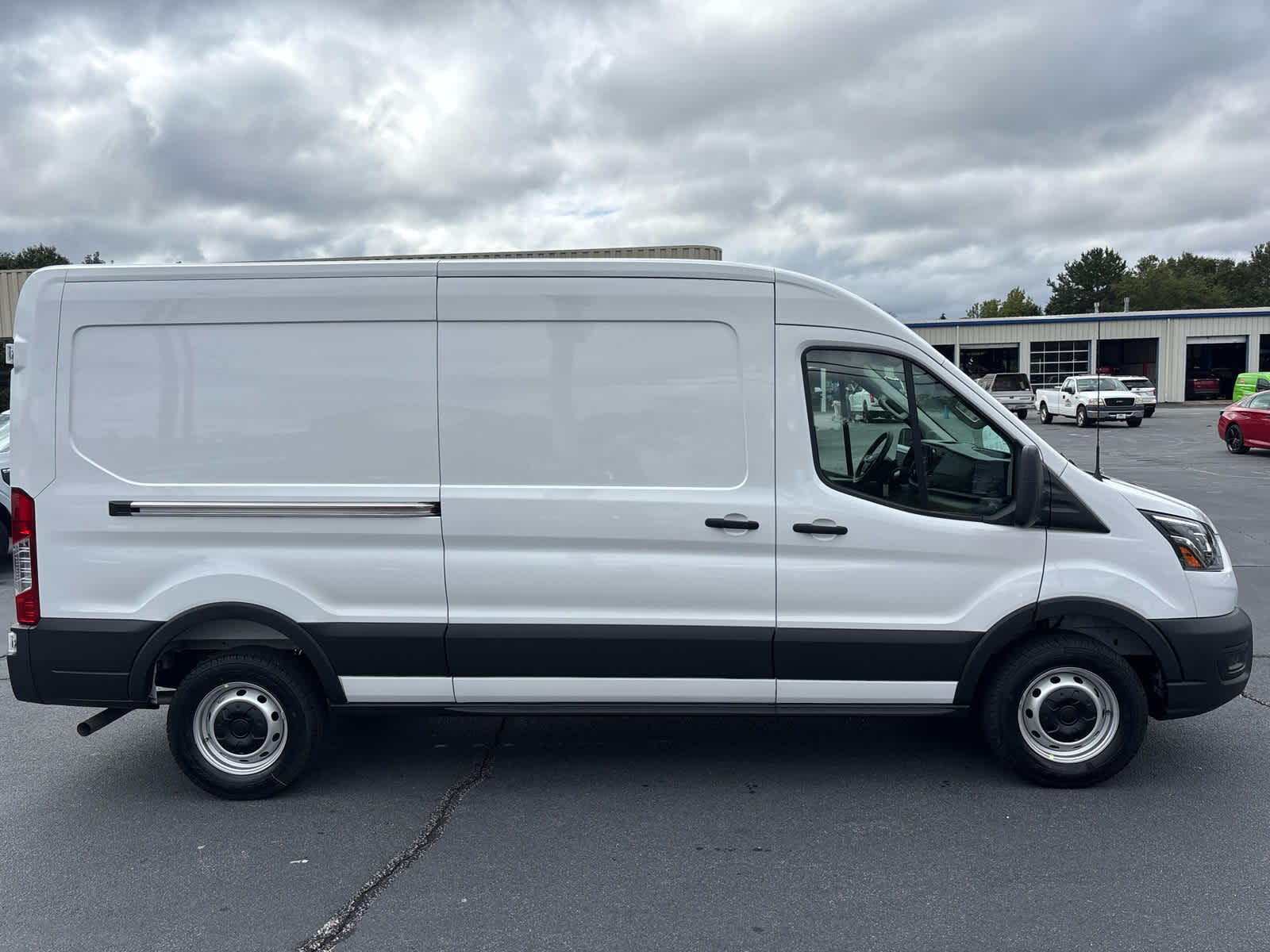 2025 Ford Transit Cargo Van photo 22