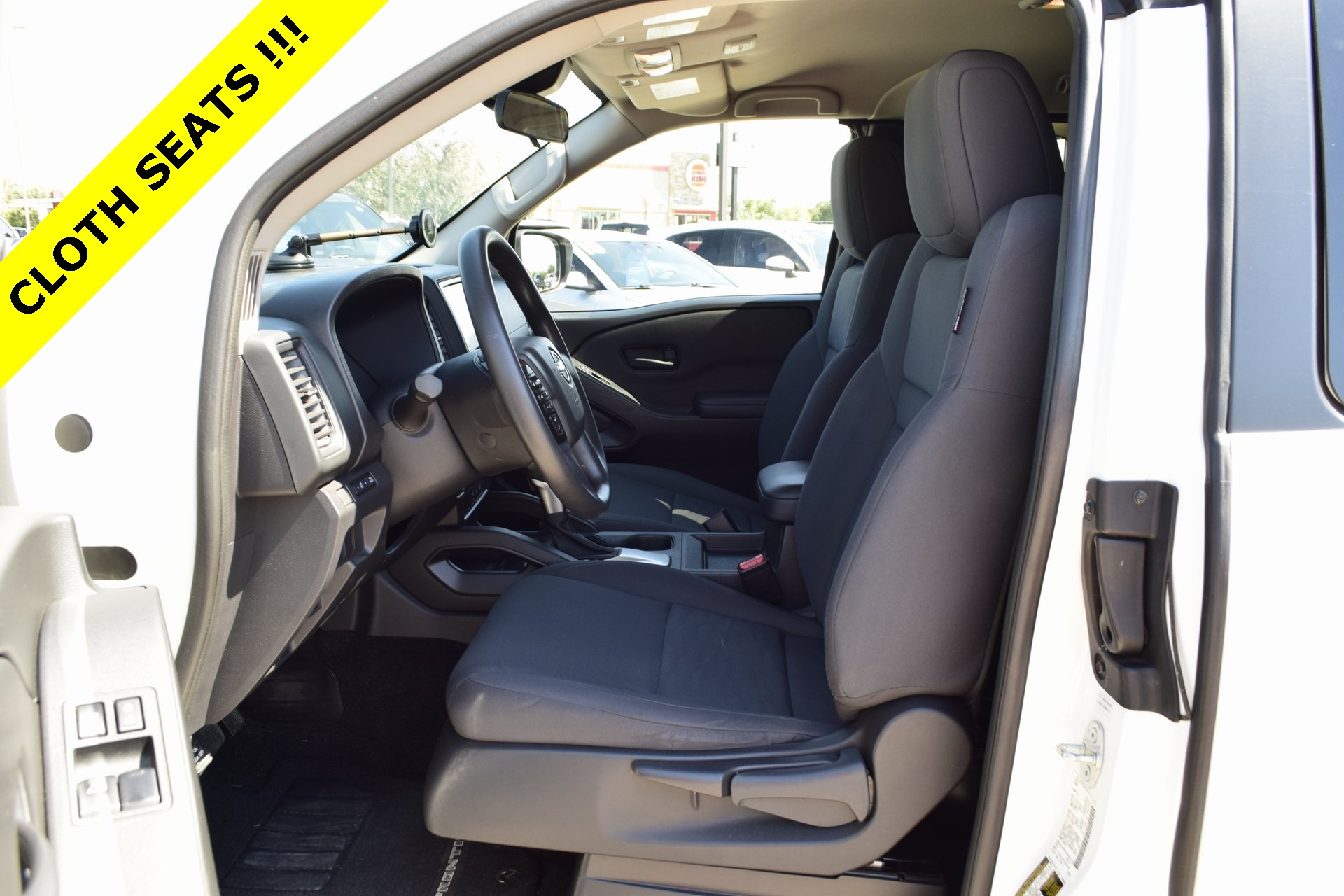 2023 Nissan Frontier S photo 3
