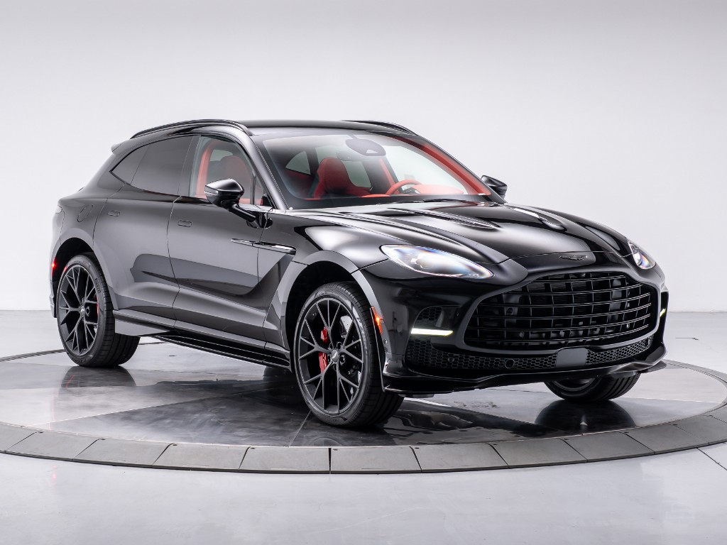 2025 Aston Martin DBX 707