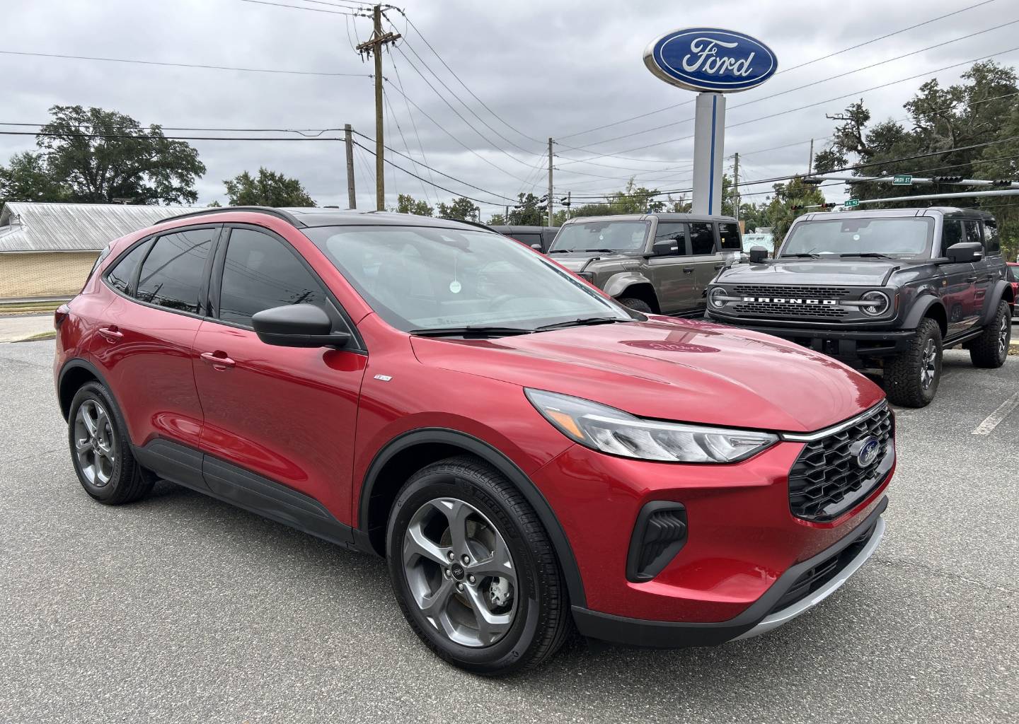 2025 Ford Escape ST-Line's photo