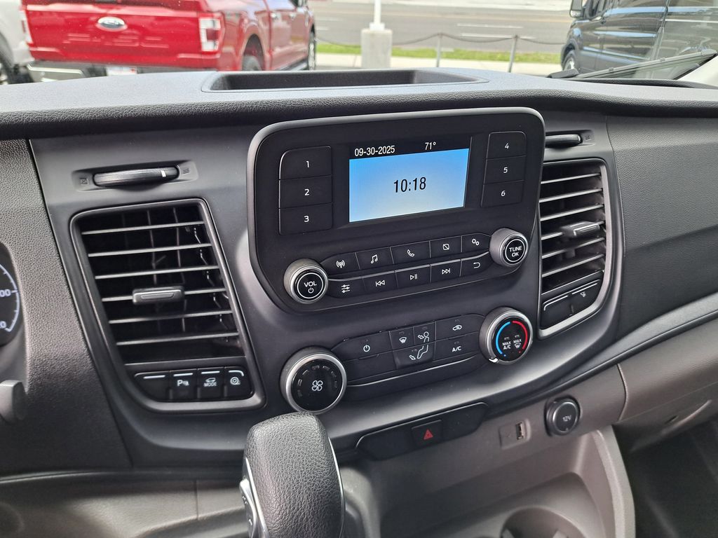 2021 Ford Transit photo 25
