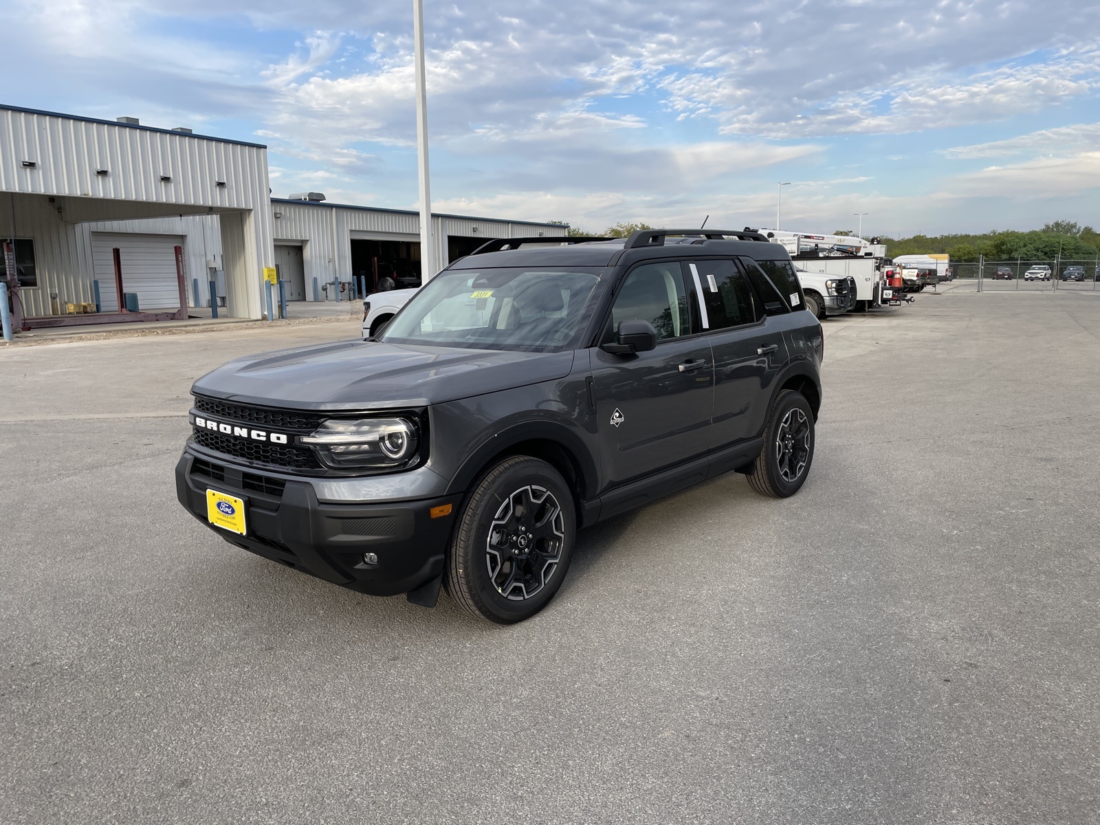 2025 Ford Bronco Sport Outer Banks's photo