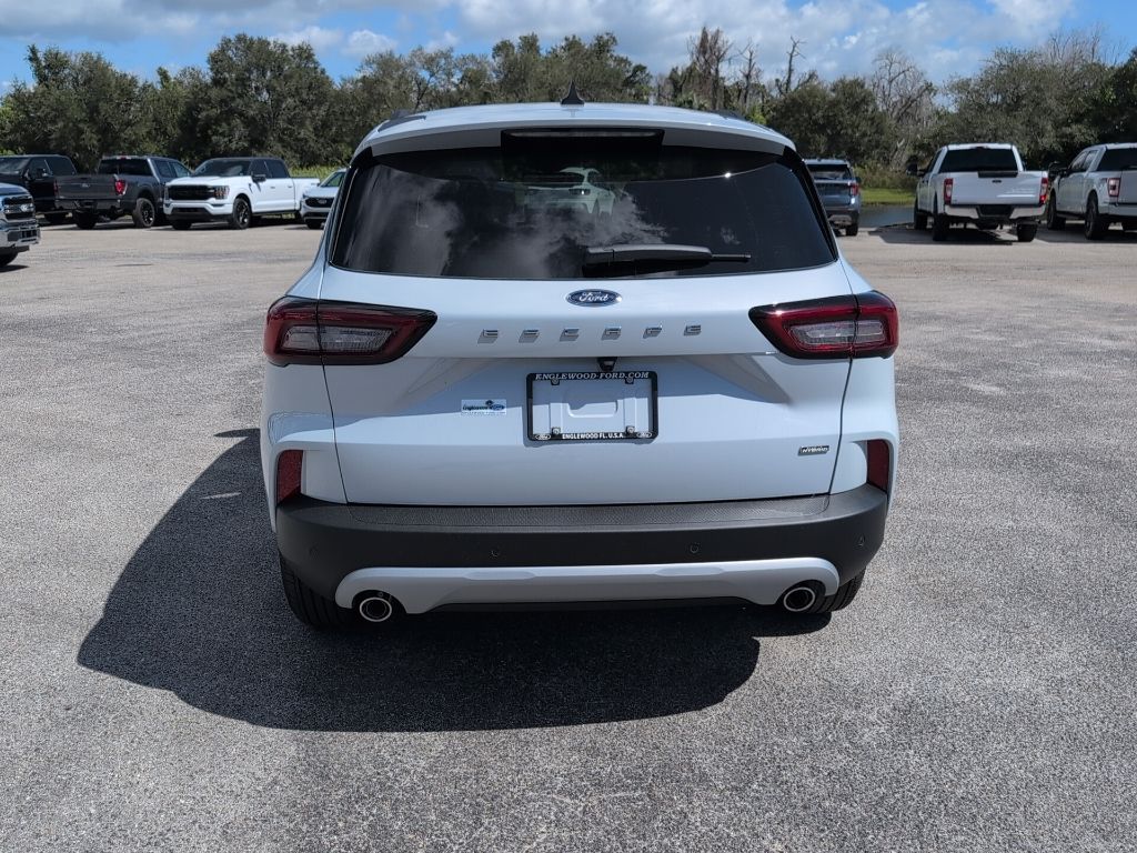 2026 Ford Escape Plug-In Hybrid Base photo 4
