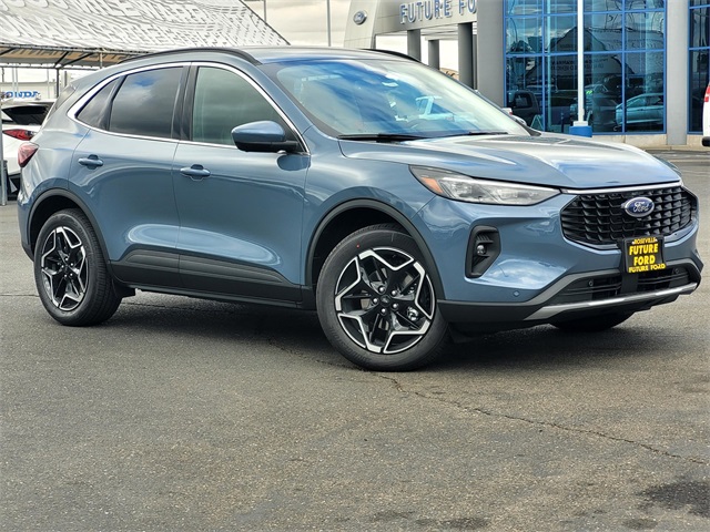 2025 Ford Escape Hybrid Platinum