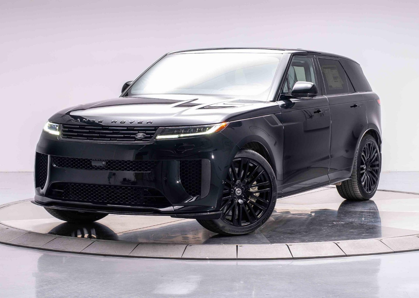 2025 Land Rover Range Rover Sport SV Edition Two's photo