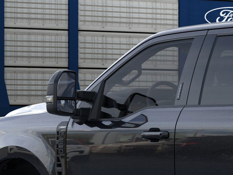 2026 Ford F-250 Lariat photo 3