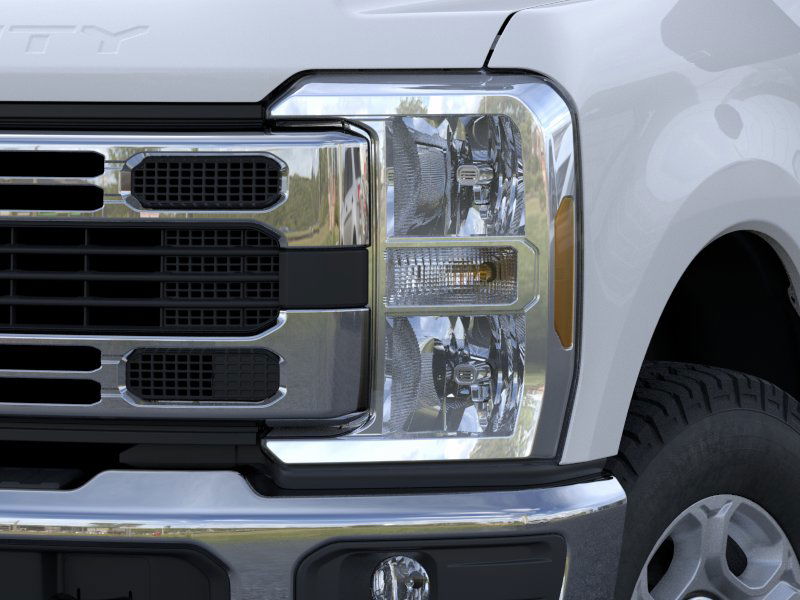 2026 Ford F-350 XLT photo 17