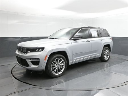 2022 Jeep Grand Cherokee Summit