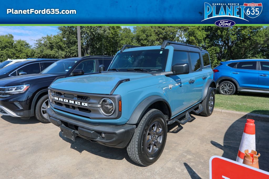2023 Ford Bronco Big Bend photo 2