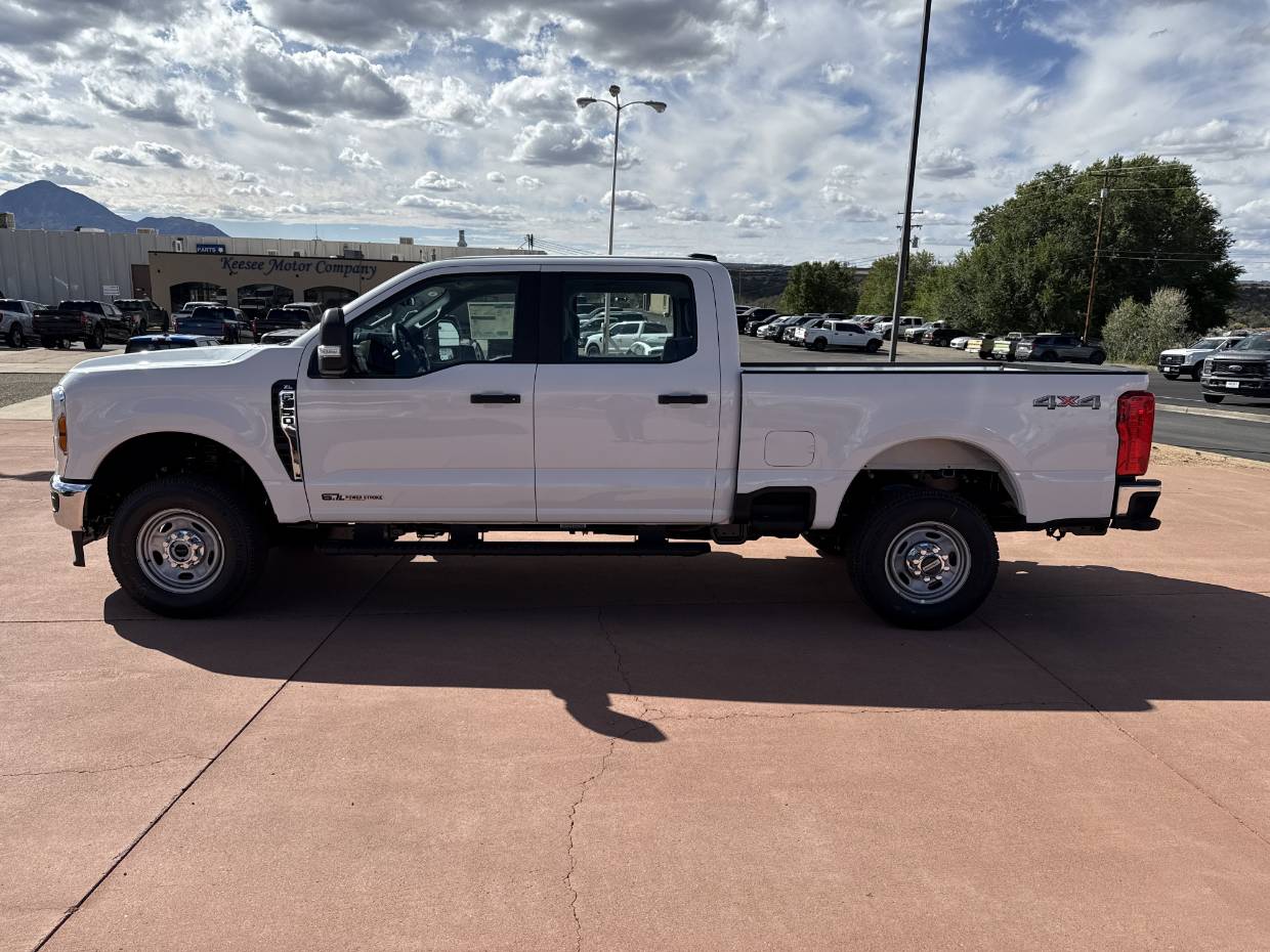 2026 Ford F-350 Super Duty XL - Photo 8