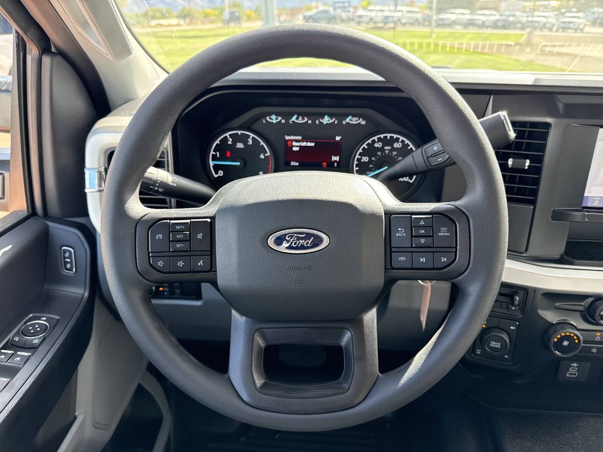 2026 Ford F-350 Super Duty XL - Photo 16