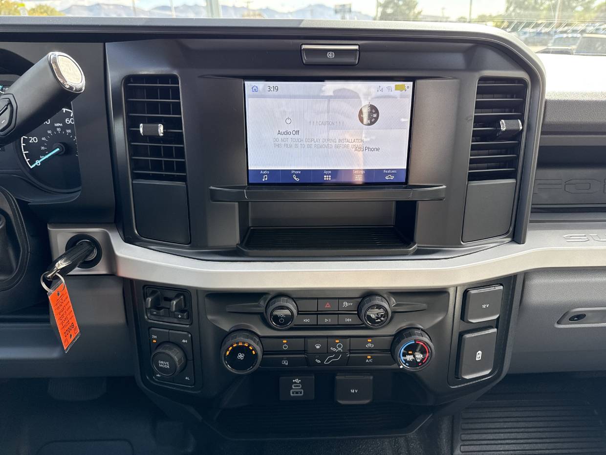 2026 Ford F-350 Super Duty XL - Photo 17