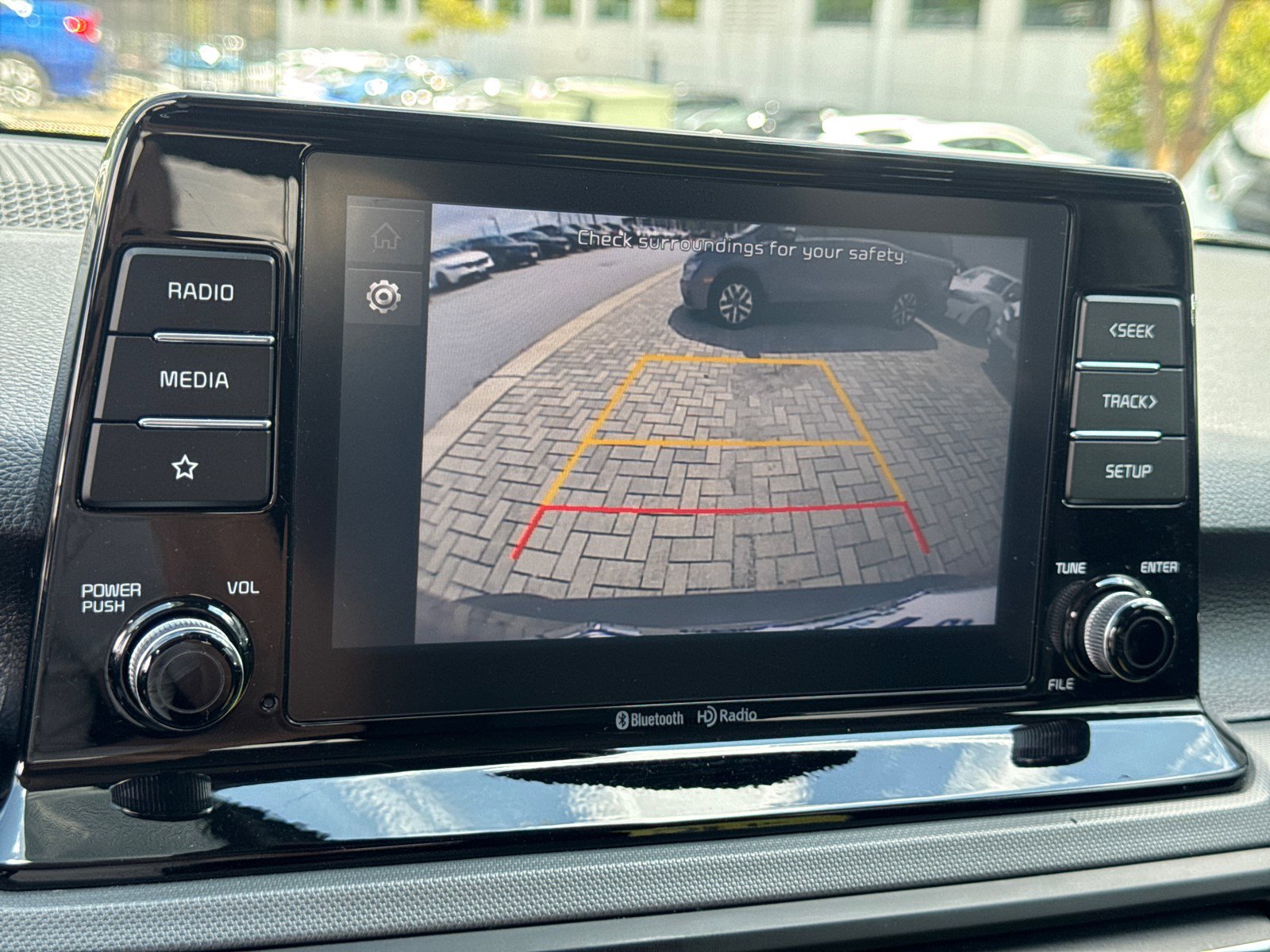 2023 Kia Seltos LX photo 21