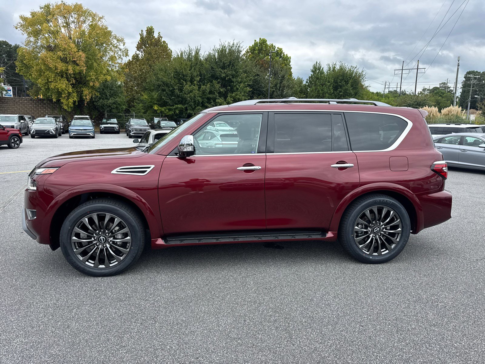 2023 Nissan Armada Platinum photo 4