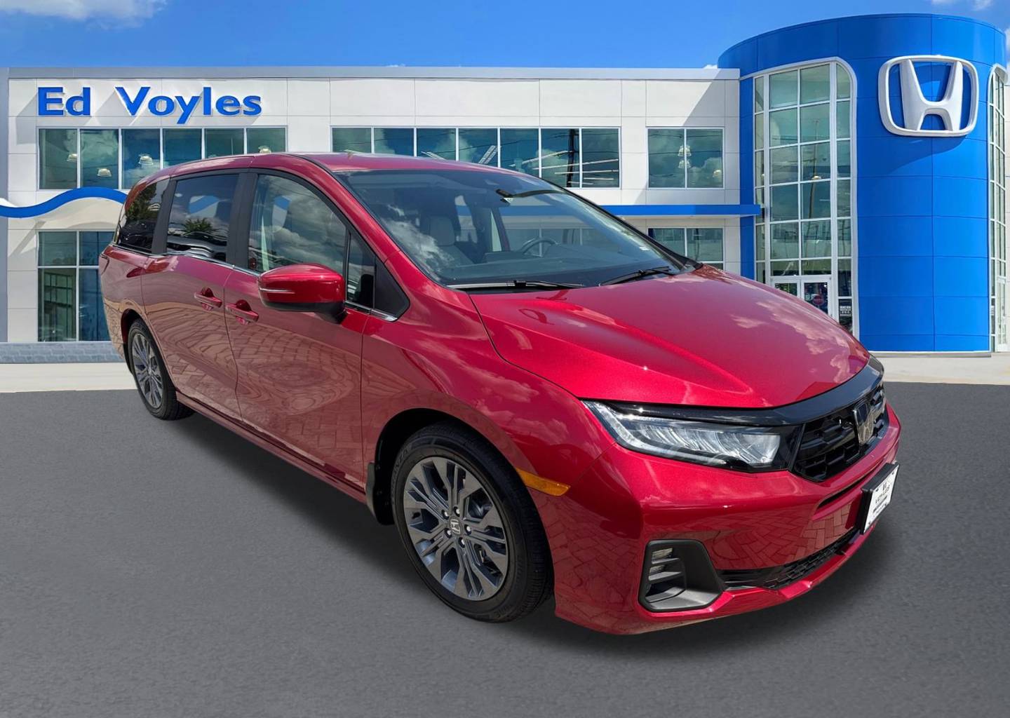 2026 Honda Odyssey Touring's photo