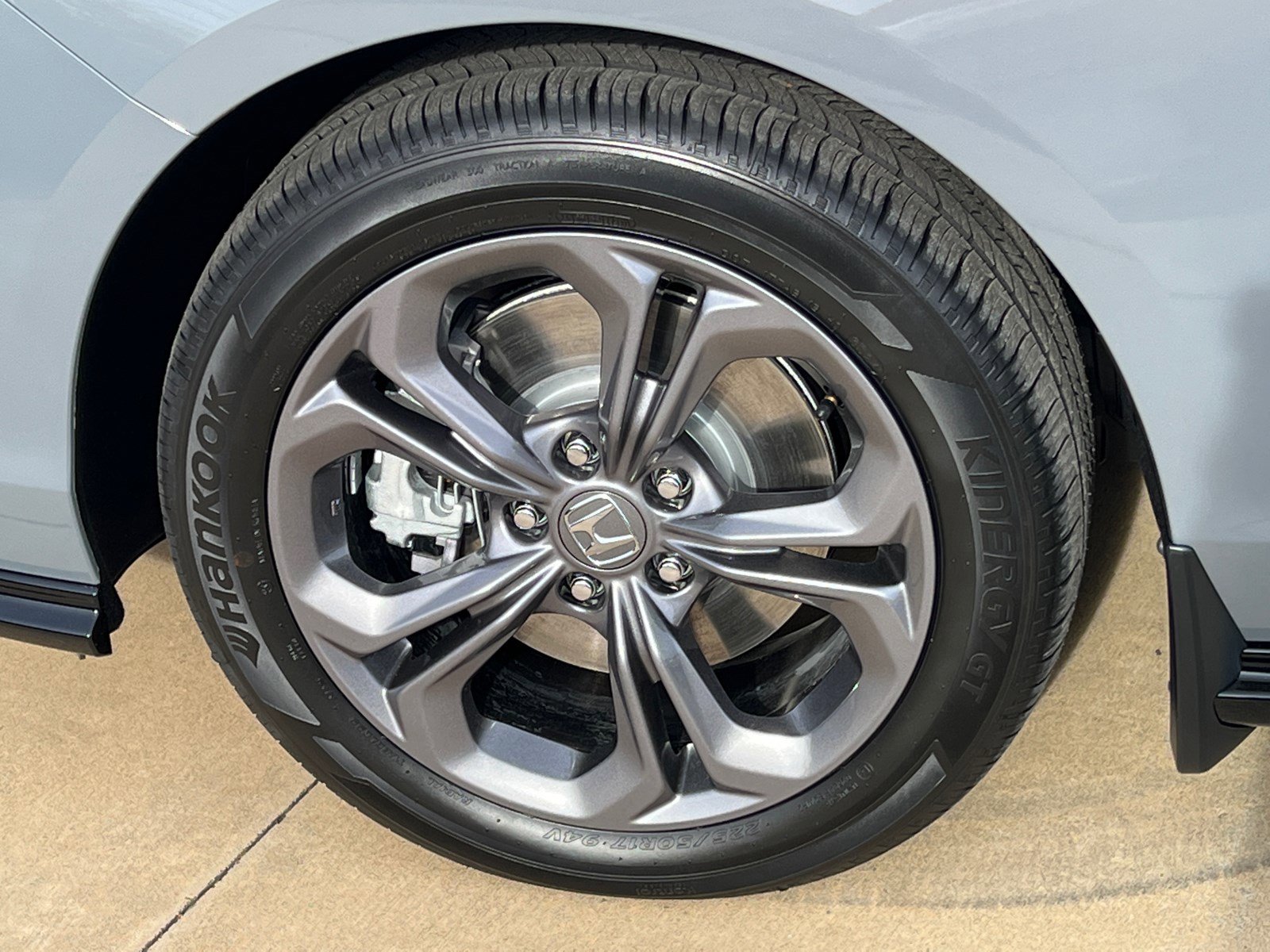 2025 Honda Accord Hybrid EX-L photo 10