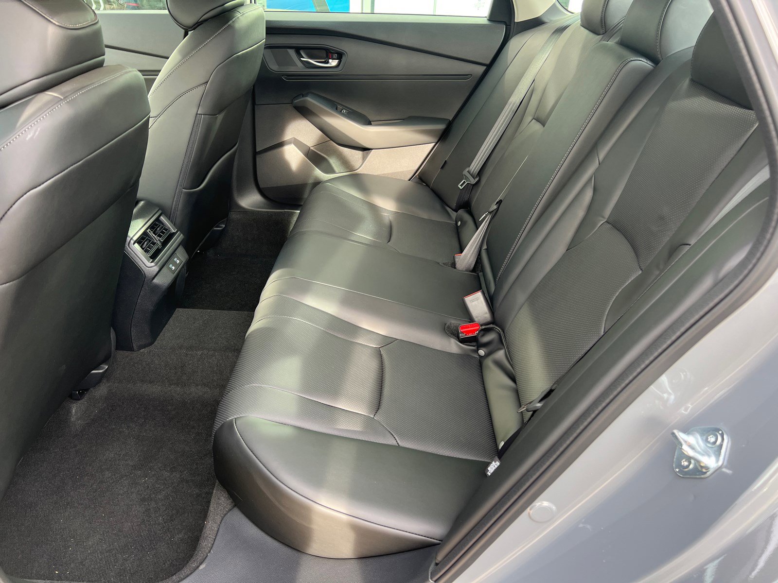 2025 Honda Accord Hybrid EX-L photo 11