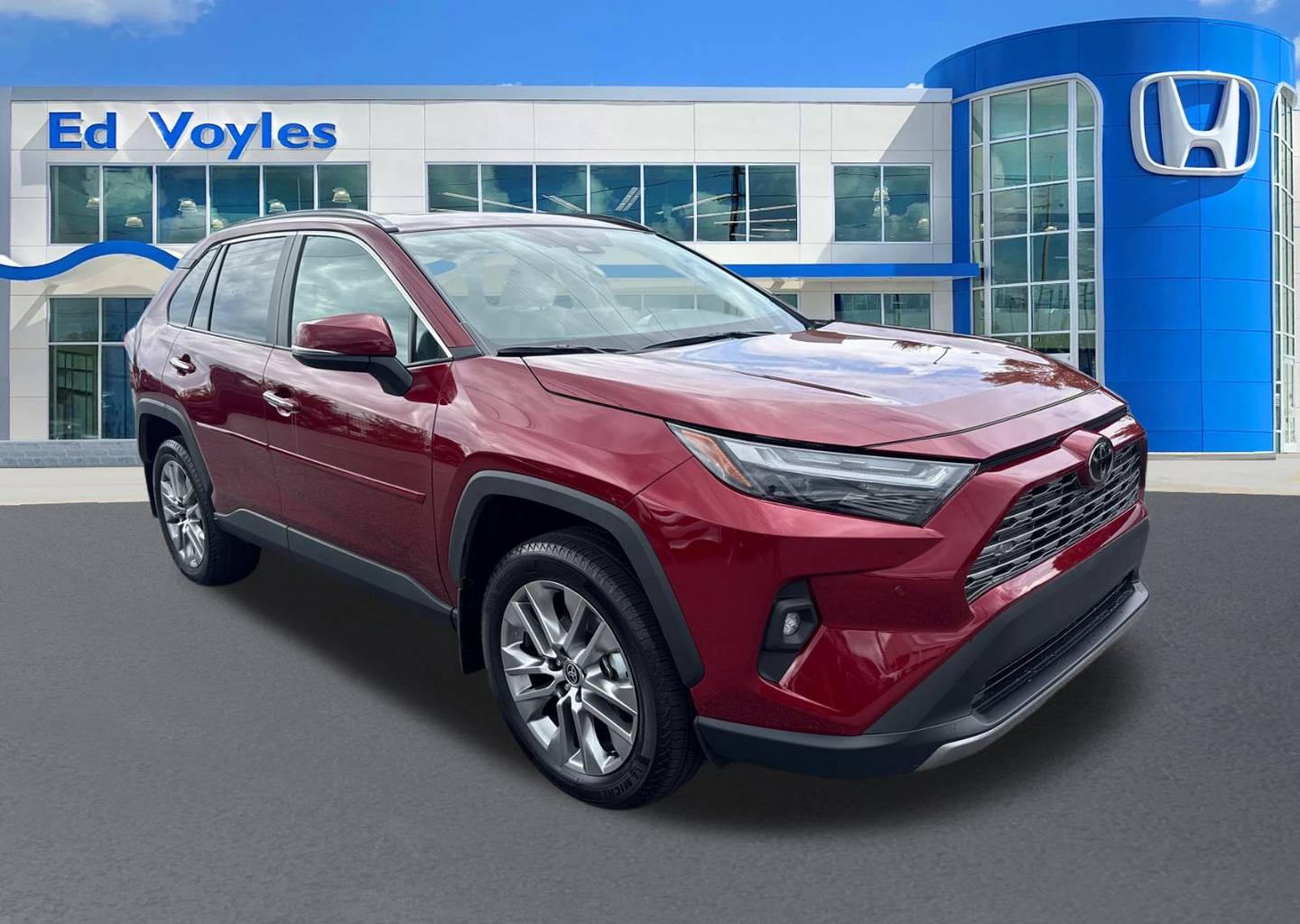 2024 Toyota RAV4 Limited's photo