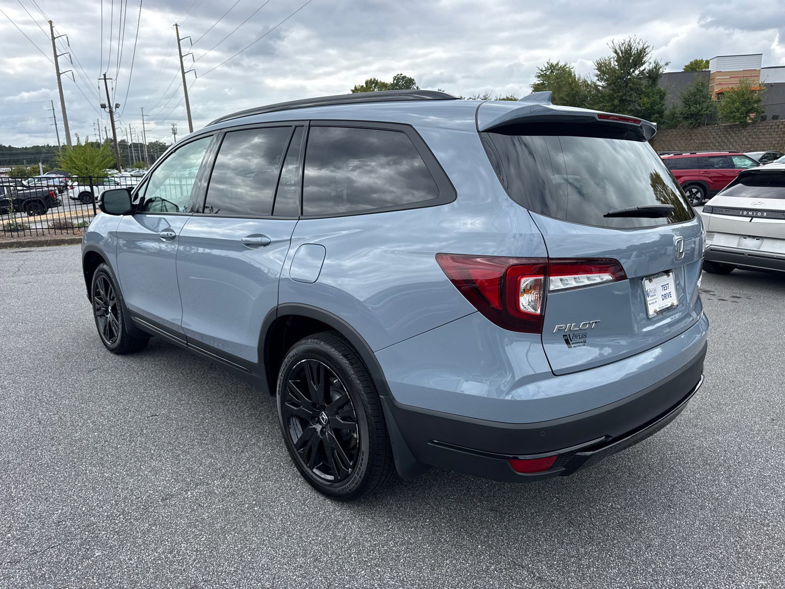 2022 Honda Pilot Black Edition photo 4