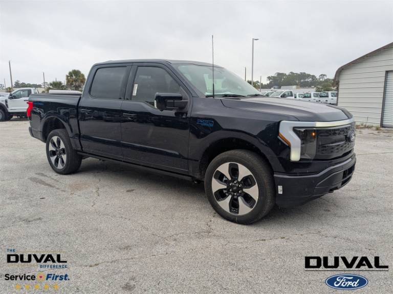 2025 Ford F-150 Lightning Platinum