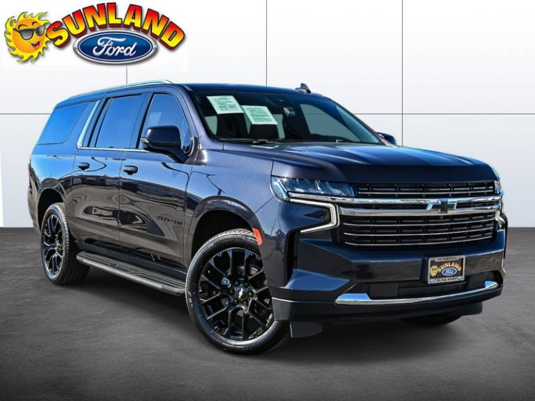 2023 Chevrolet Suburban LT