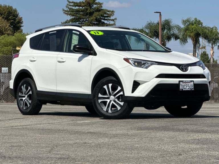 2017 Toyota RAV4 LE