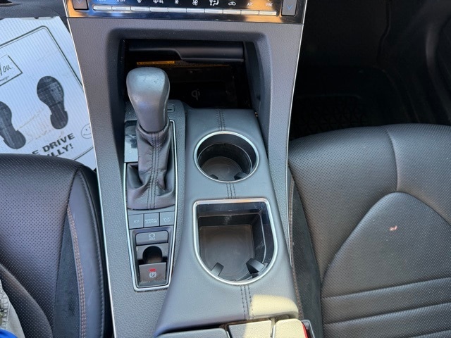 2019 Toyota Avalon Touring photo 12