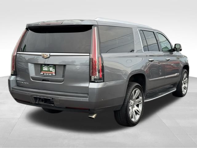 2018 Cadillac Escalade ESV Luxury photo 2