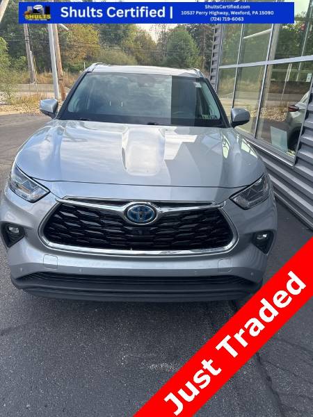 2022 Toyota Highlander Hybrid Limited