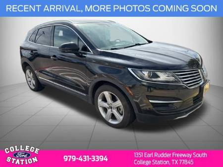 2015 Lincoln Lincoln MKC Base