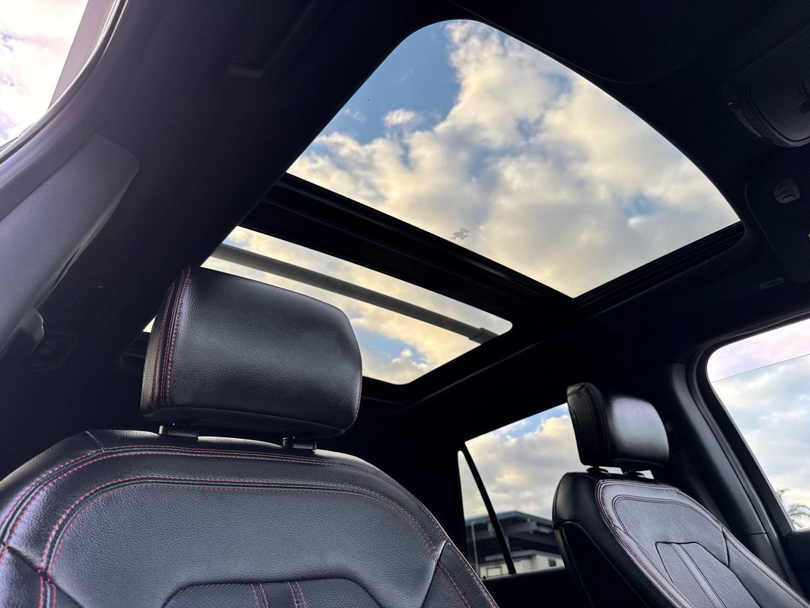 2019 Ford Expedition Limited photo 16