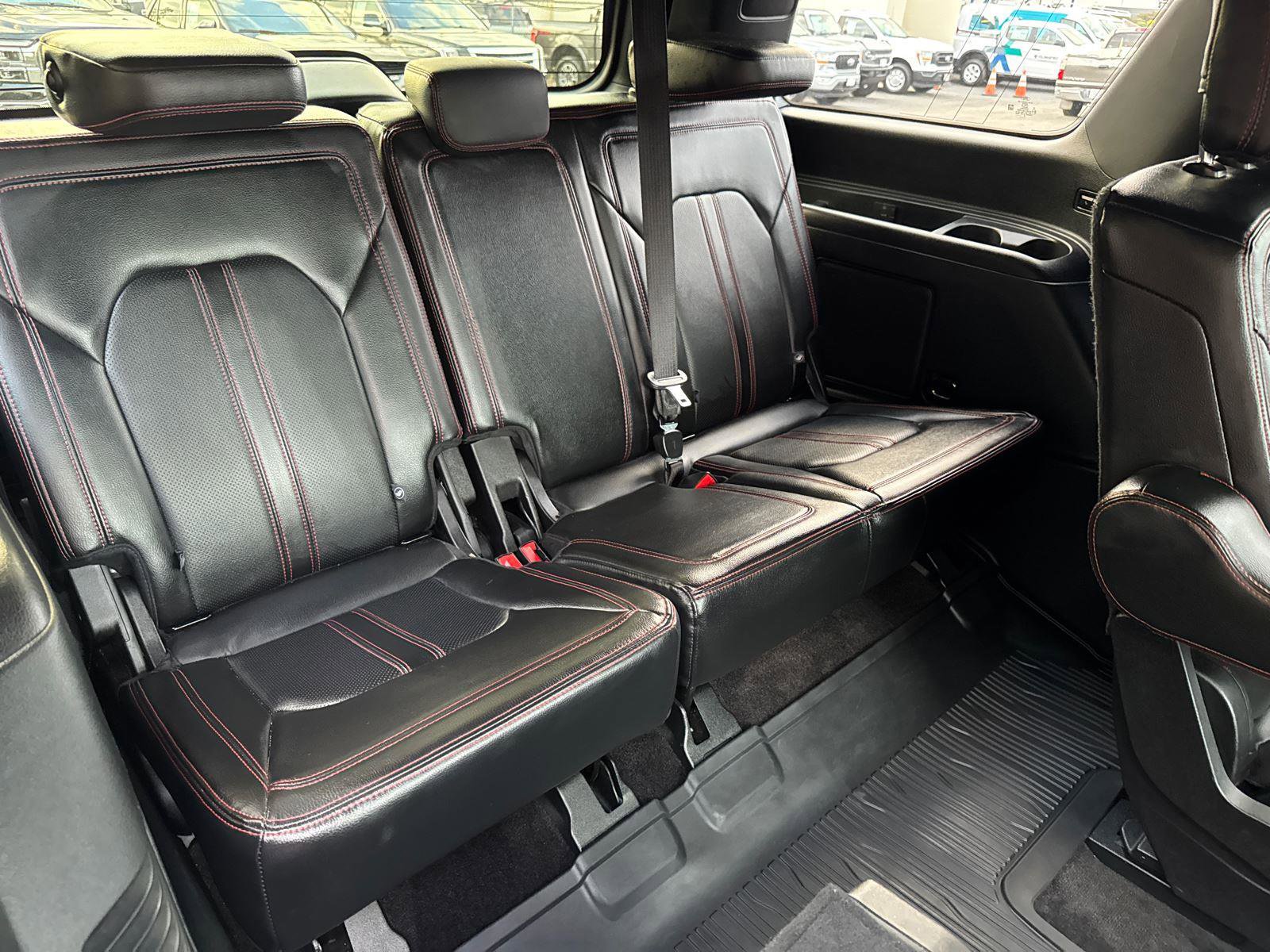 2019 Ford Expedition Limited photo 19