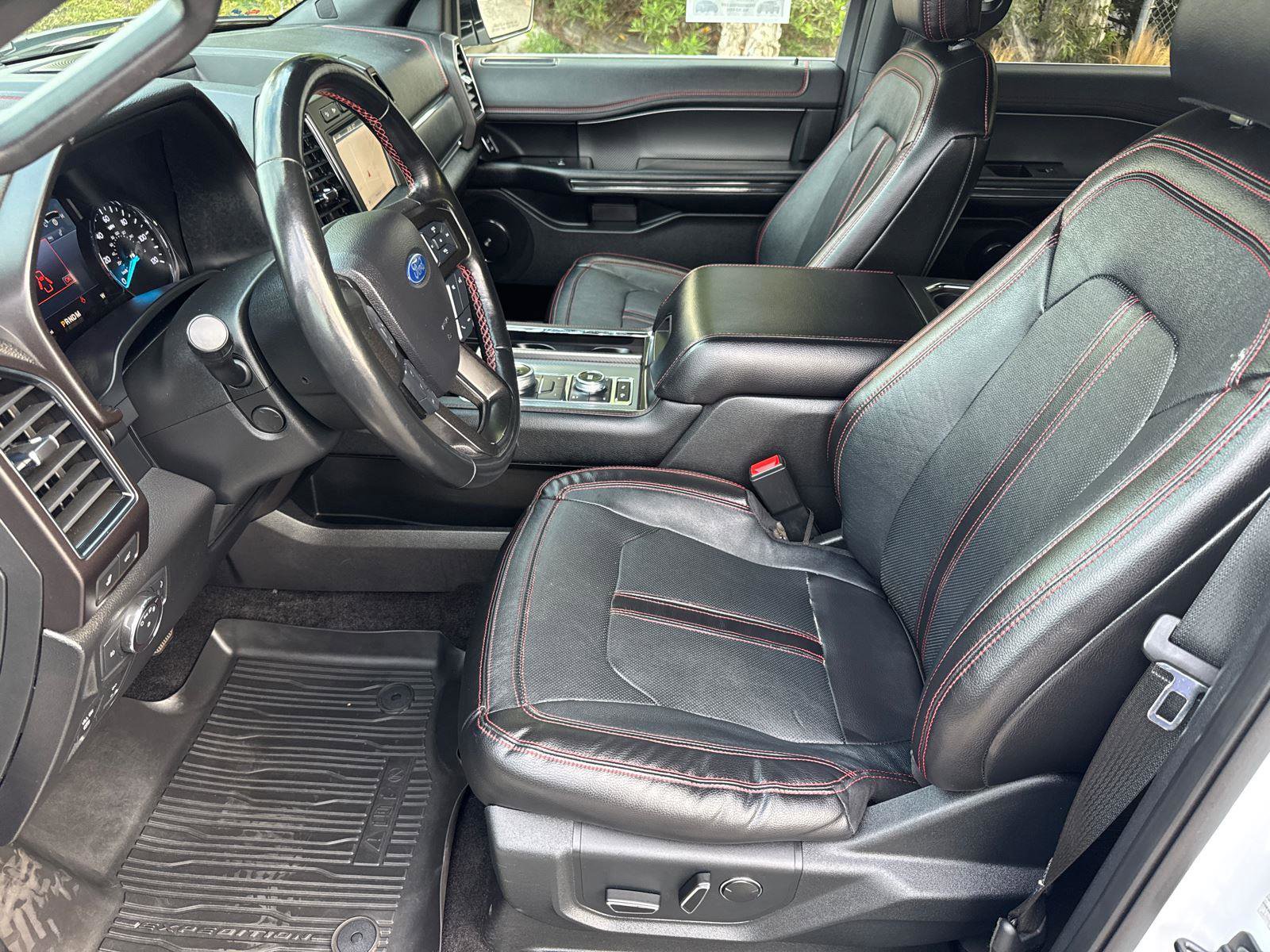 2019 Ford Expedition Limited photo 26