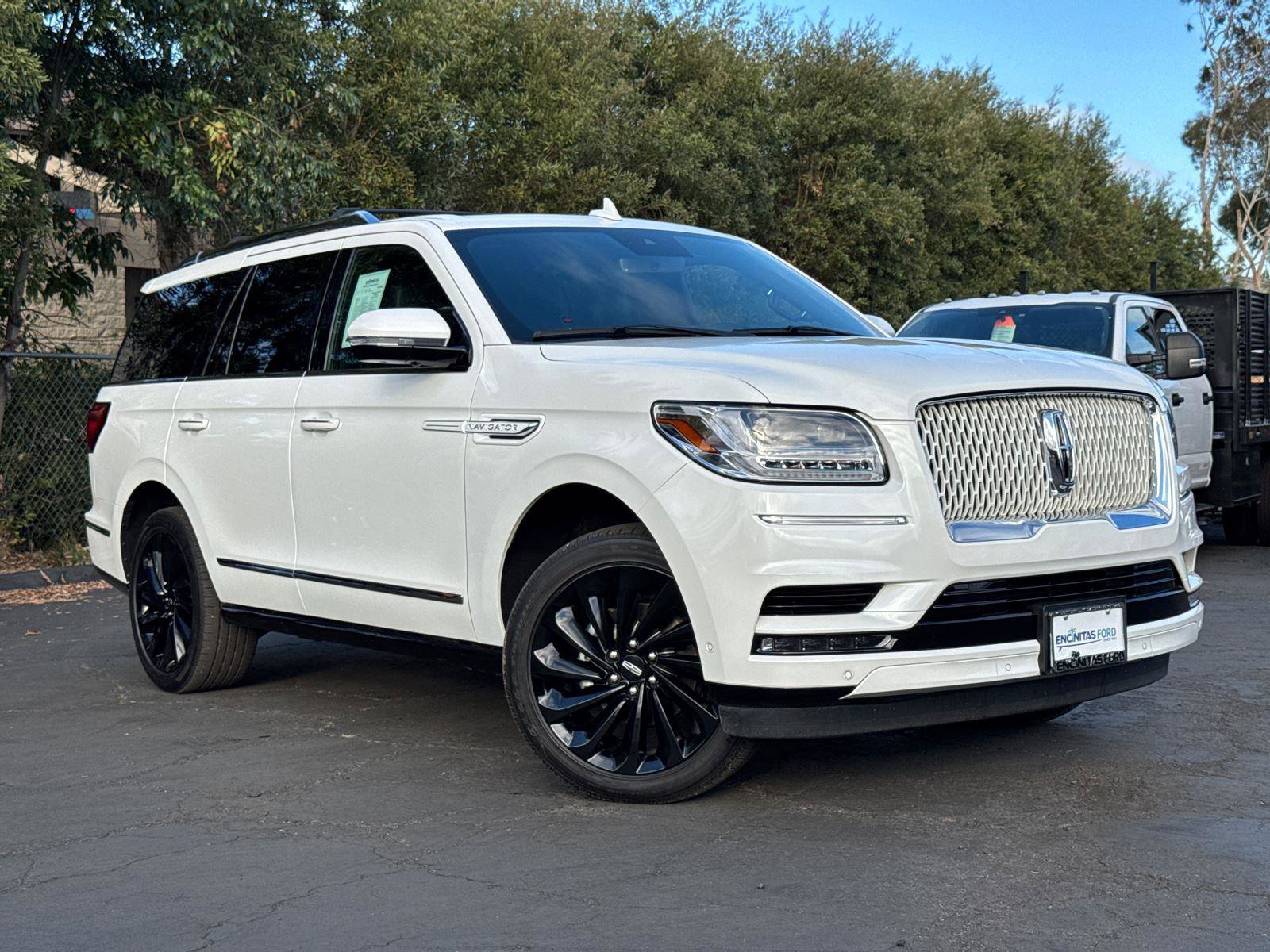 2020 Lincoln Navigator Reserve photo 2