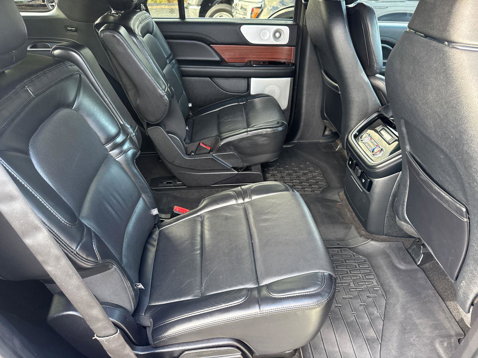 2020 Lincoln Navigator Reserve photo 17