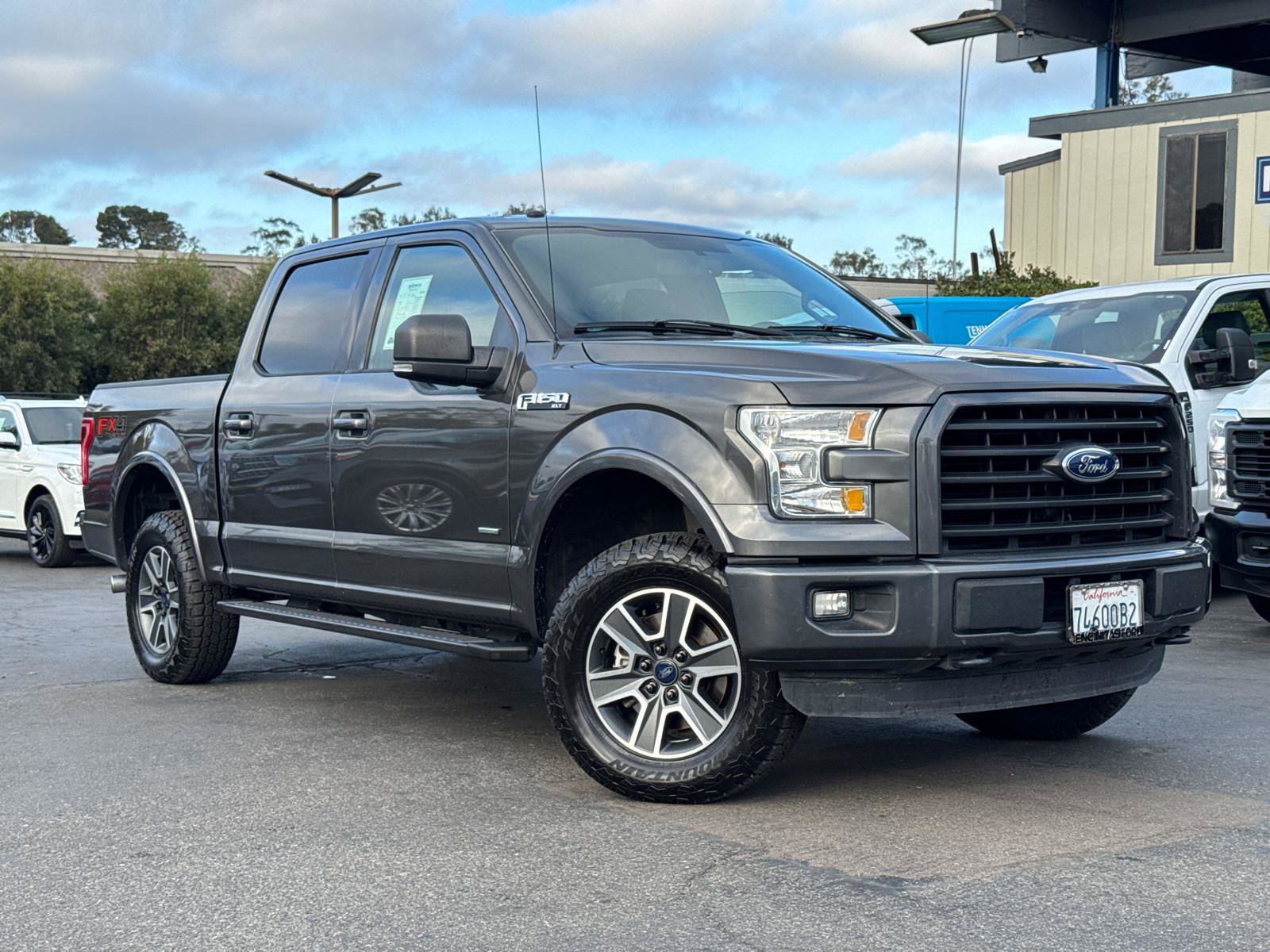 2016 Ford F-150 XLT photo 2