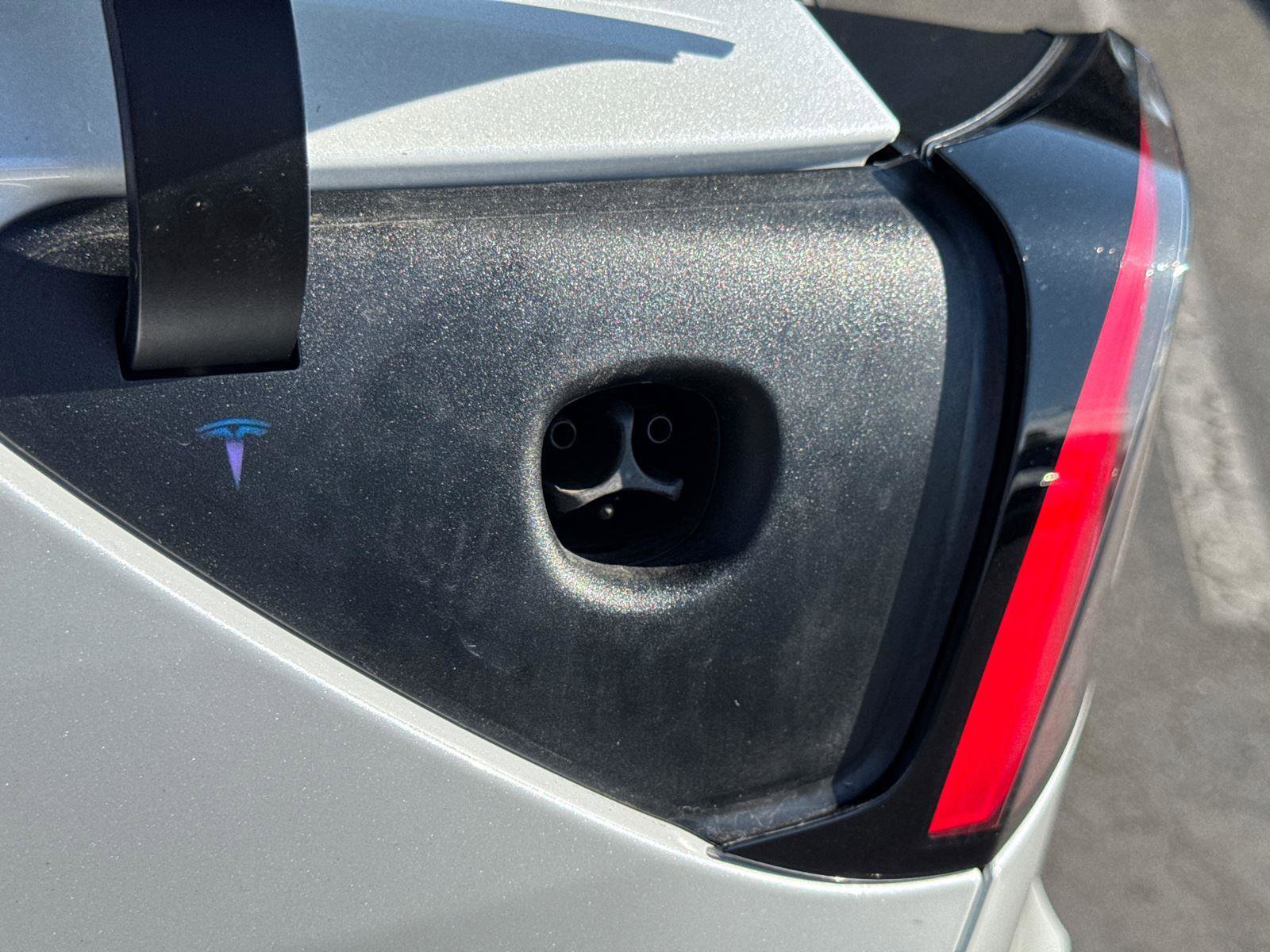 2021 Tesla Model Y Long Range photo 9