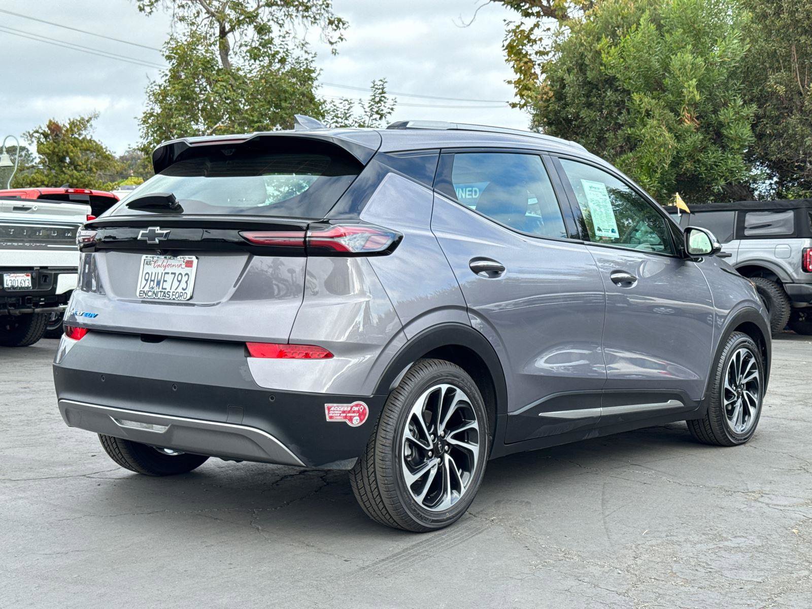 2023 Chevrolet Bolt EUV Premier photo 7